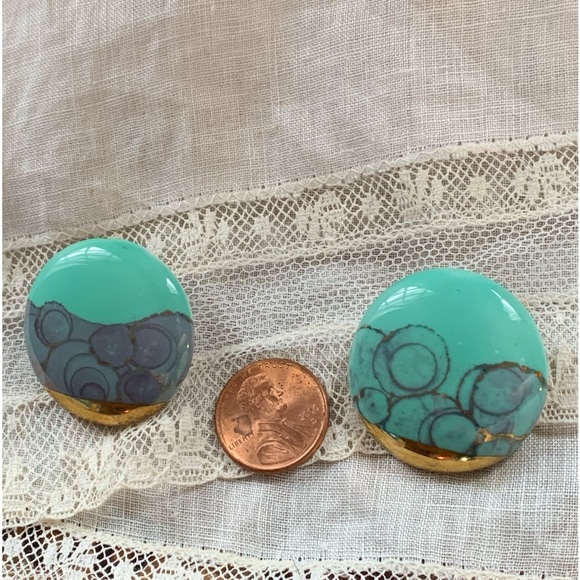 Vintage Gold Gilt Porcelain Round Pierced Earrings Woman’s Jewelry Aqua Blue-GRN - Picture 3 of 4